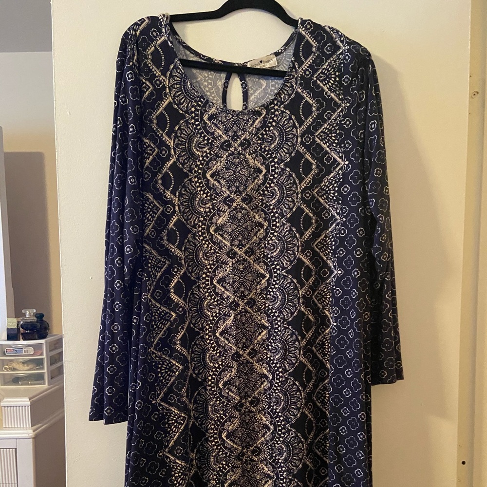 Plus size 3x stretchy, full-sleeve dress